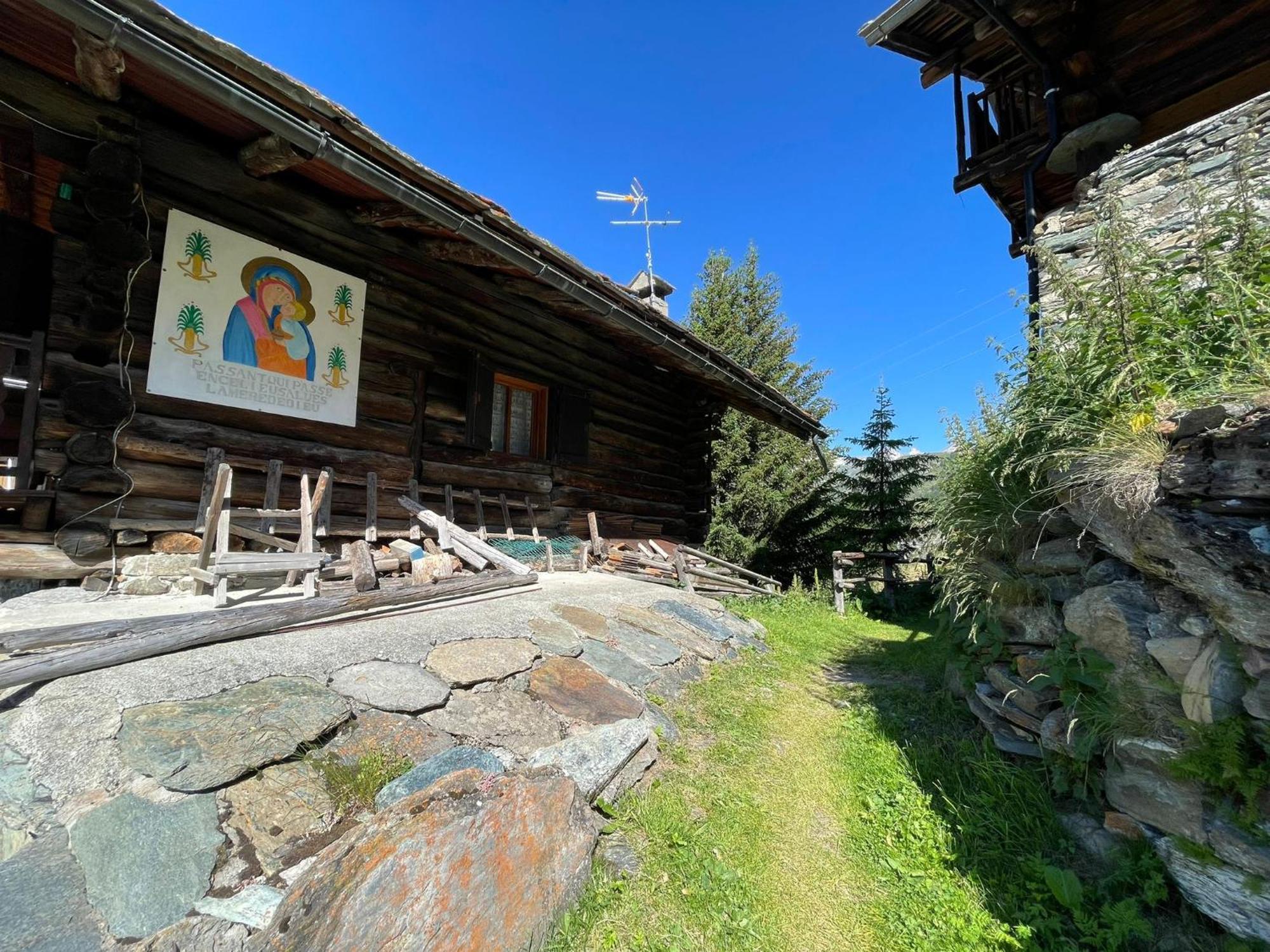 Rifugio Guide Frachey Hotel Saint Jacques Buitenkant foto